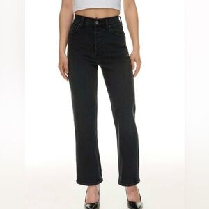 Aritzia Denim Forum The Arlo High Rise  Straight Black Denim Jeans Size 28